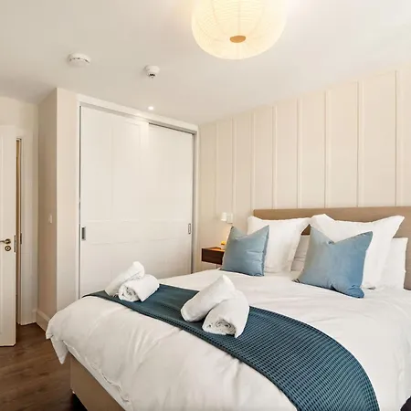 295 - Holiday home *